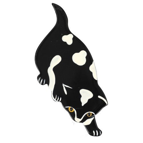 Black and white Crawling Cat Brooch - Galalith – Vintage Jewelry - handcrafted by Pavone by Pavone