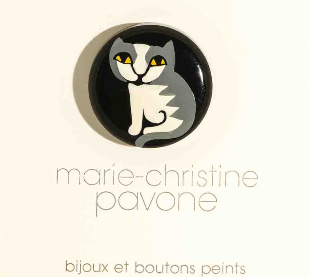 Button Grey and White Tabby Cat on Galalith Black Button - Galalith – Vintage Jewelry - handcrafted by Pavone by Pavone