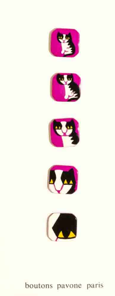 Buttons : Black and White Tabby Cat on Fuchsia Pink Square Buttons. Diameter 18mm (Set of 5 Different Buttons) - Galalith – Vintage Jewelry - handcrafted by Pavone by Pavone
