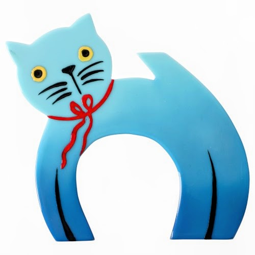 Azur Blue Cat String Brooch
