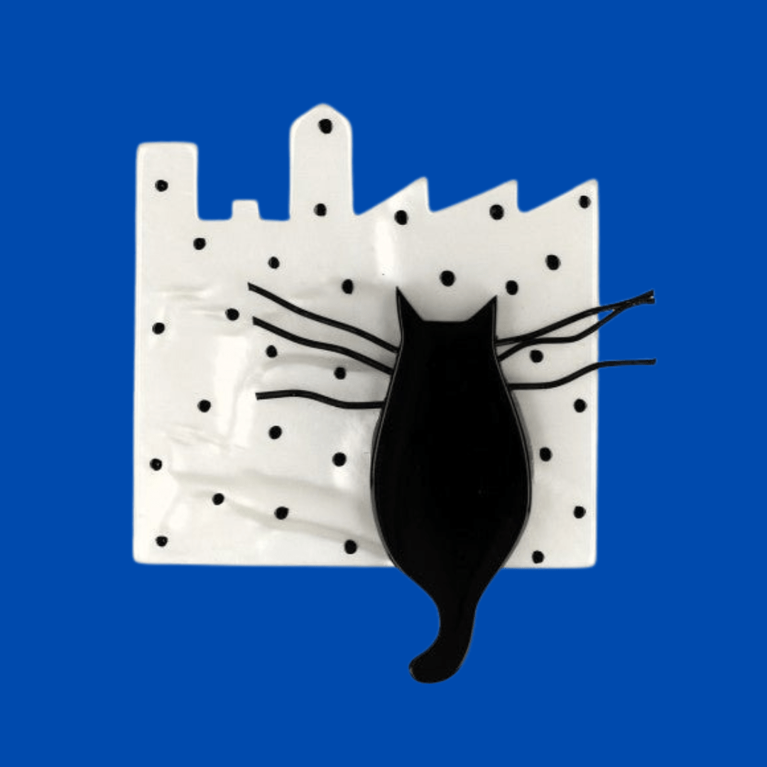 White and Black City Cat Brooch - Galalith – Vintage Jewelry - handcrafted by Pavone by Pavone