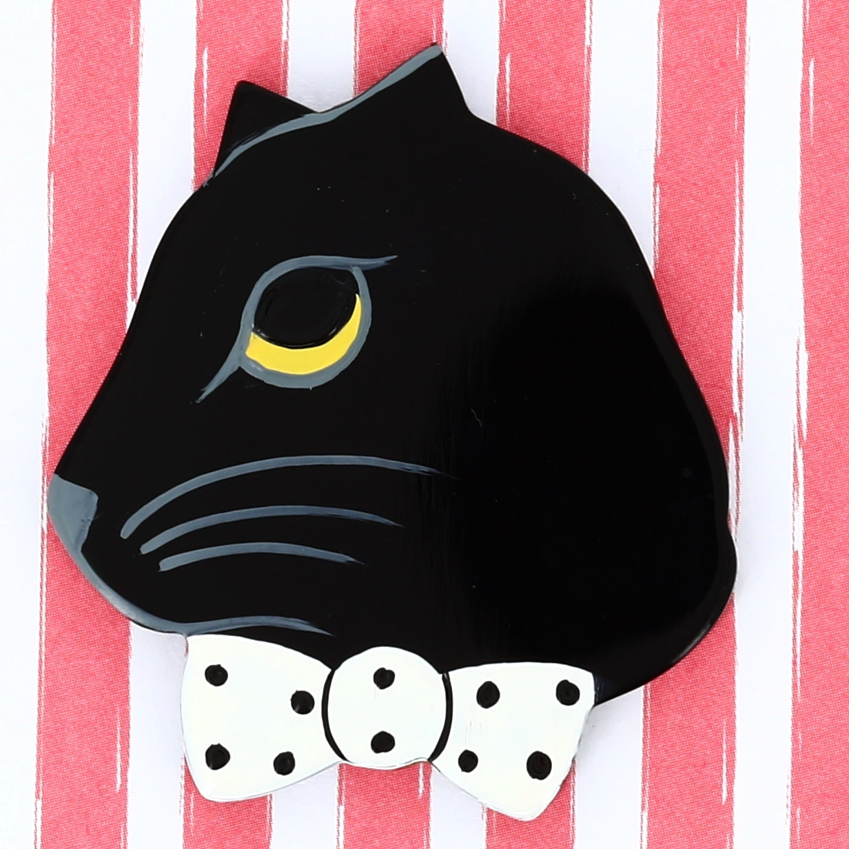 black and White Ribbin Cat Brooch in galalith