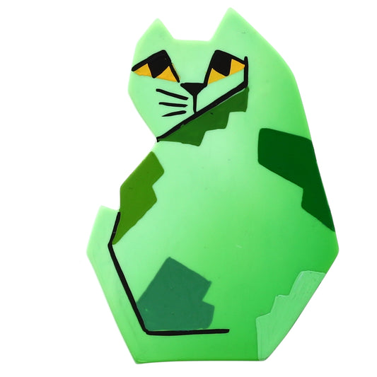 Pistachio B10 Cat Brooch in galalith