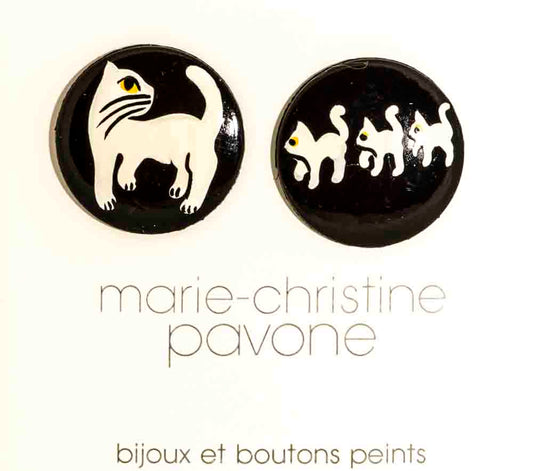  White Family Cat on Black Galalith Buttons (Set of 2 Buttons) 32mm