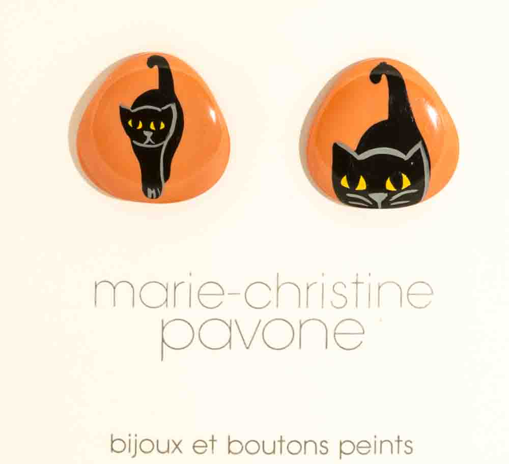 Buttons : Black Cat Who Advances on Melon Orange Buttons (Set of 2 Buttons) - Galalith – Vintage Jewelry - handcrafted by Pavone by Pavone