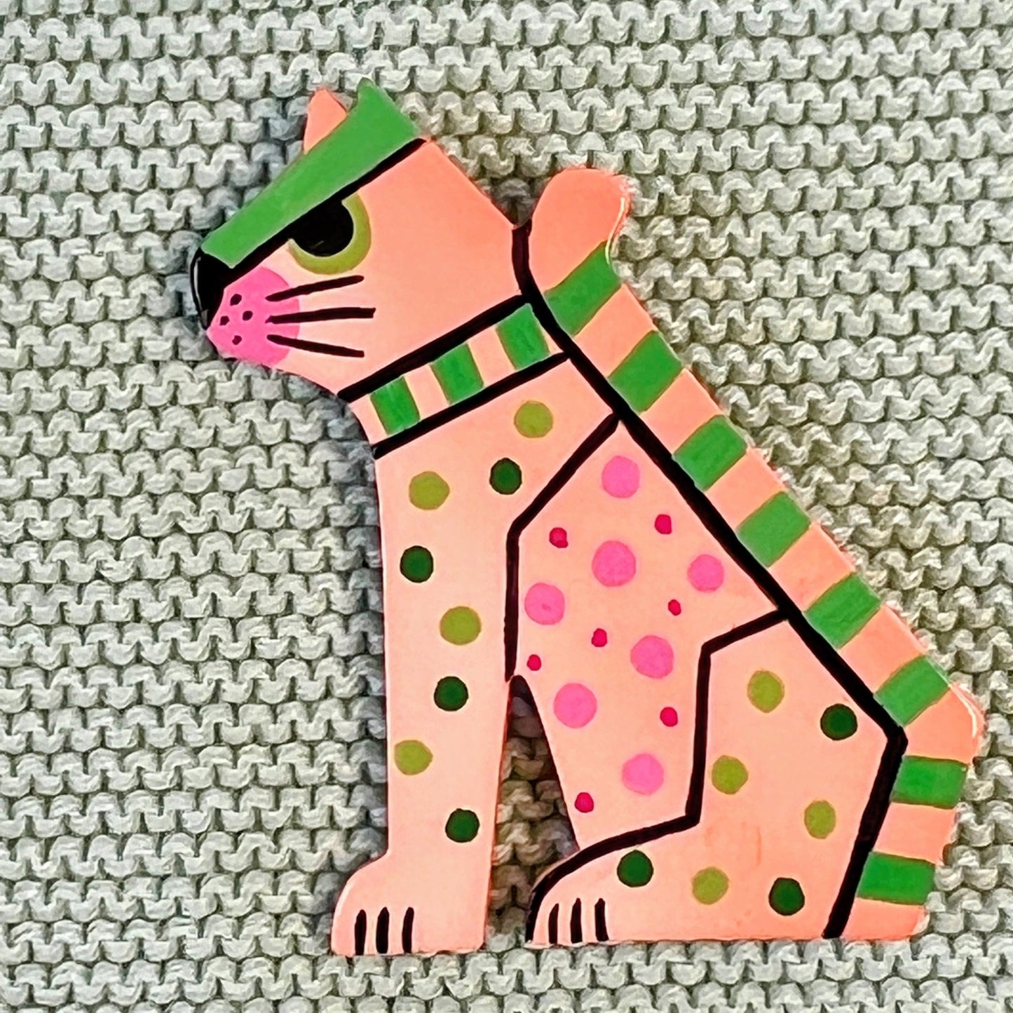 Pink Green Sphinx Cat Brooch - Galalith – Vintage Jewelry - handcrafted by Pavone by Pavone