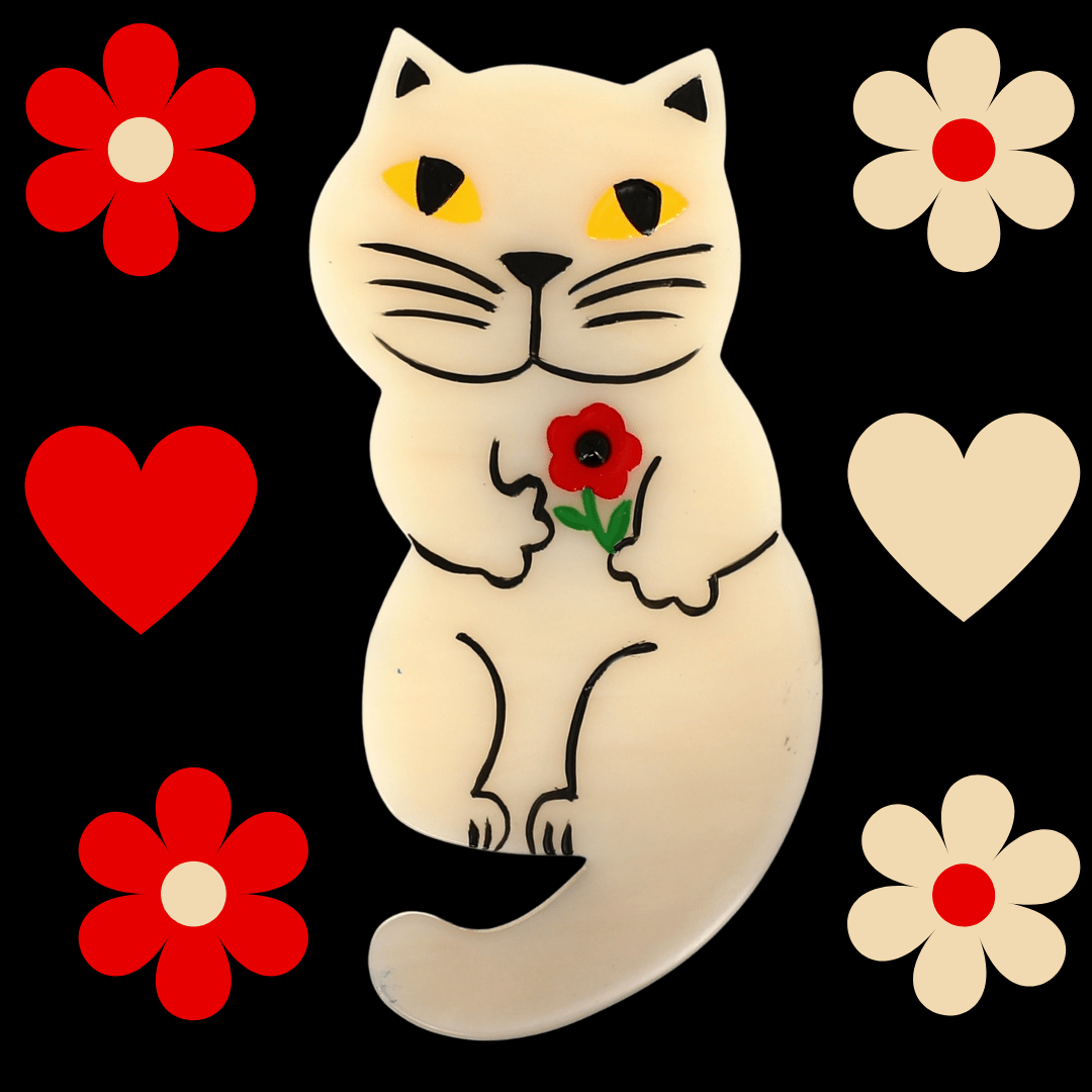 White Leon Cat Brooch - Galalith – Vintage Jewelry - handcrafted by Pavone by Pavone